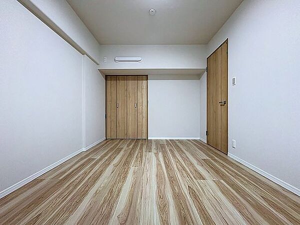 寝室を拡大表示