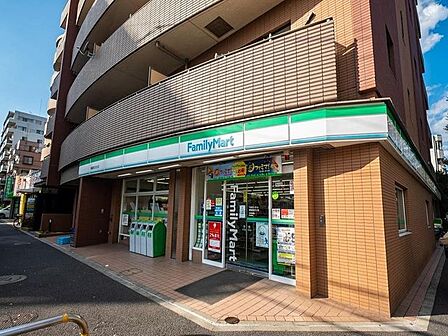ファミリーマート南葛西なぎさ店 460m
