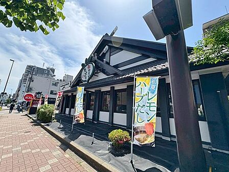 徒歩1分。しゃぶ葉小松川西店 60m