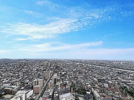 「29階からのの眺望」日々の生活にゆとりと心地良さをもたらしてくれる眺望のお部屋。ここに住まう方にのみ許される憩いの場所です。