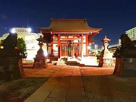 小松川神社まで約193m。