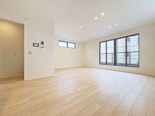 洋室を拡大表示