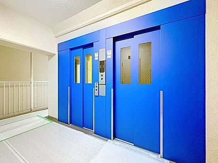 「エレベーターホール」