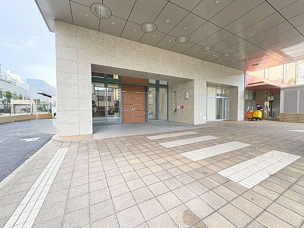エントランスを拡大表示