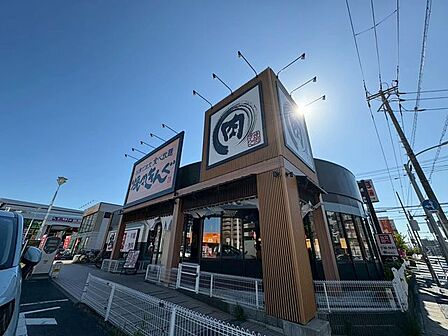 焼肉きんぐ市川鬼高店 790m