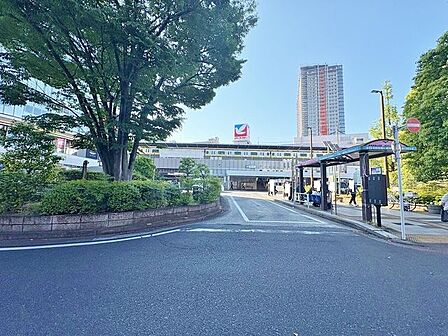 小岩駅(JR東日本 総武本線) 970m