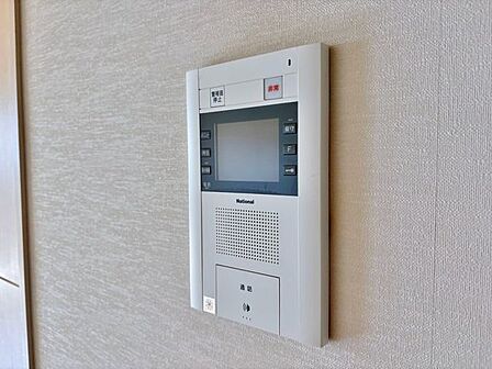 「TVモニター付きインターホン」