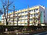 周辺：葛飾区立二上小学校 徒歩10分。 750m