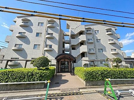 「2026年9月リノベーション完成！」リノベーションで室内のオシャレさが特徴のお部屋です。新生活を新たな気持ちでスタートできます。