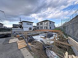 シンプルで洗練されたデザイン 住まう人の色に染まるお家
