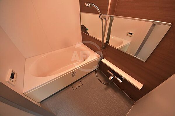 画像6:Imperial Suite 南堀江（インペリアルスイート南堀江）浴室換気乾燥暖房機付バスルーム