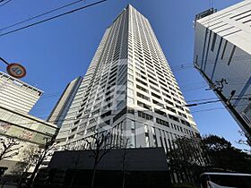 ザ・タワー大阪レジデンス  ｜ 大阪府大阪市福島区福島1丁目（賃貸マンション1LDK・7階・58.59㎡） その1