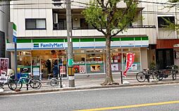 【コンビニエンスストア】ファミリーマート　釣鐘町店まで202ｍ