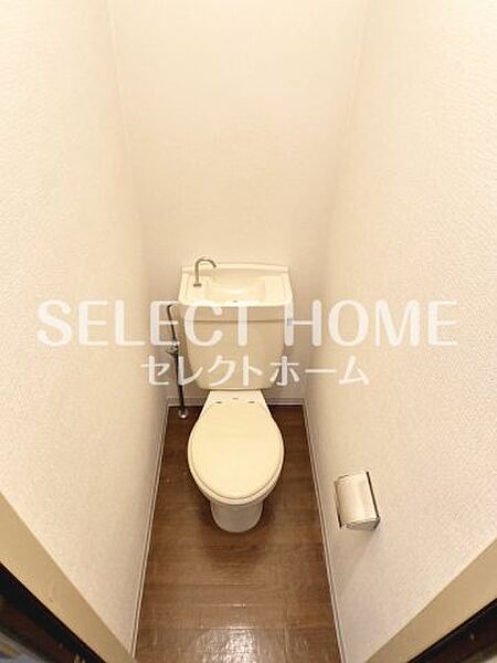 画像7:シンプルで使いやすいトイレです 同型タイプ