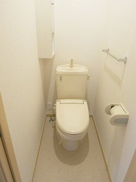 画像13:清潔感のあるトイレです