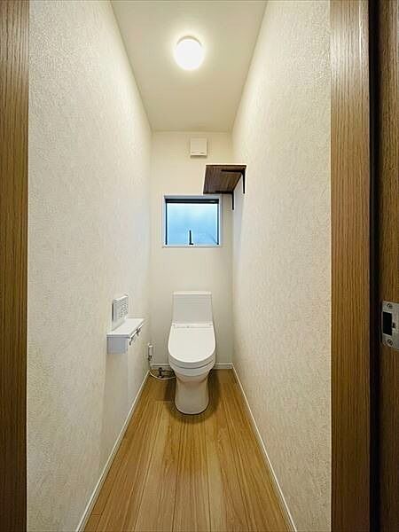 トイレを拡大表示
