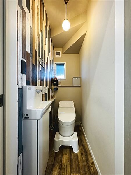 トイレを拡大表示