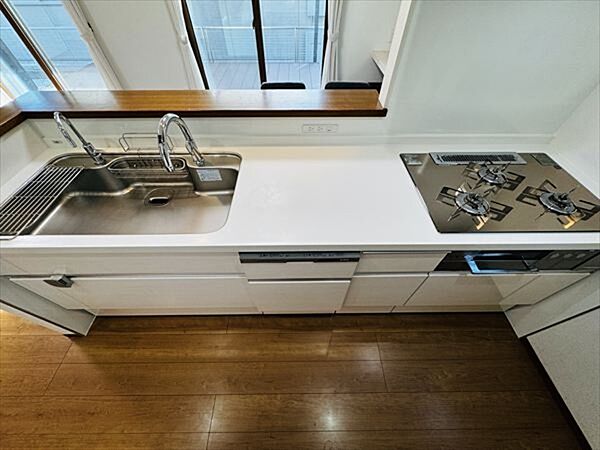 キッチンを拡大表示