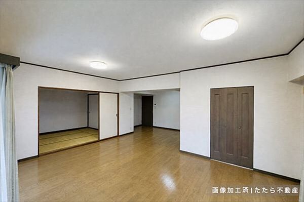 リビング/ダイニングを拡大表示