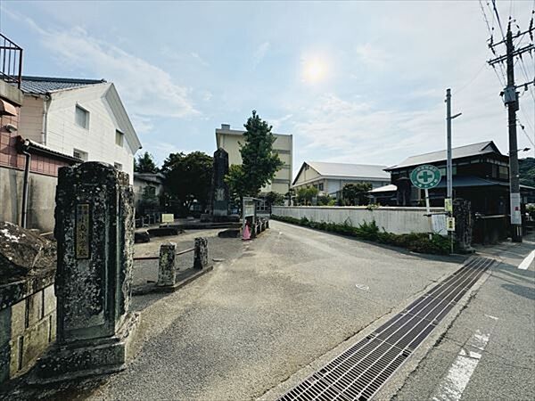 周辺を拡大表示