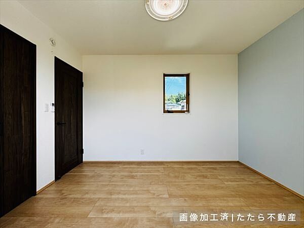 洋室を拡大表示