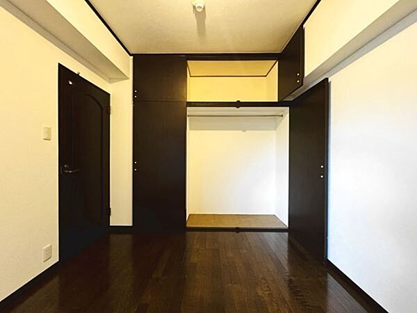 洋室を拡大表示