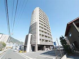 ラフィーネ上葛原  ｜ 福岡県北九州市小倉南区上葛原1丁目（賃貸マンション1LDK・10階・38.12㎡） その1