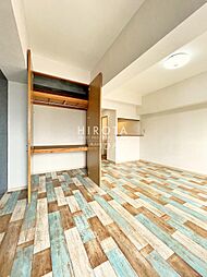 ニューリバー小倉 2階ワンルームのリビング/ダイニング