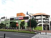 ハローデイ下曽根店(1、390m)
