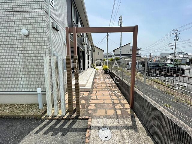 5 / 6