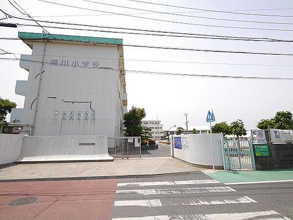 画像23:湯川小学校(1、450m)
