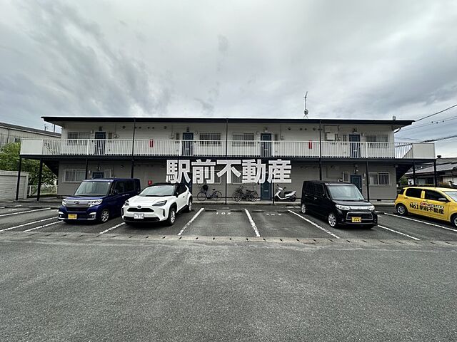 6 / 8