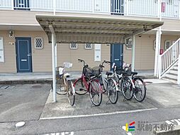 4 / 4