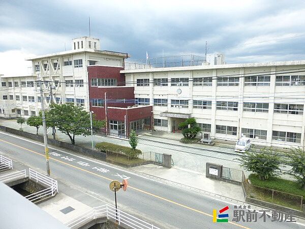 画像22:長峰小学校 