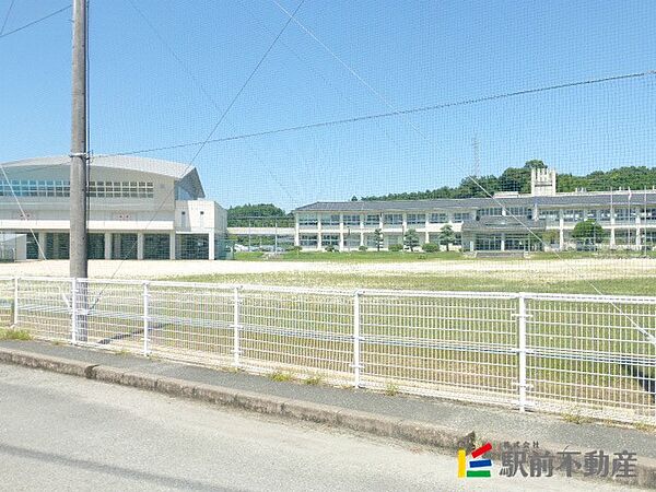 画像3:見崎中学校 