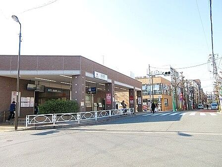 洗足駅(東急目黒線) 徒歩14分。 1050m