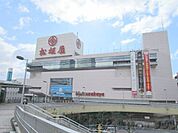 松坂屋高槻店 徒歩16分。 1280m