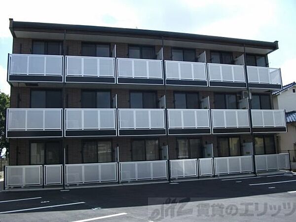 レオパレスドリームハイツ氷室 103｜大阪府高槻市氷室町１丁目(賃貸マンション1K・1階・22.35㎡)の写真 その1