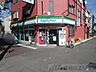 周辺：ファミリーマート 藤原春日町店 徒歩3分。 210m