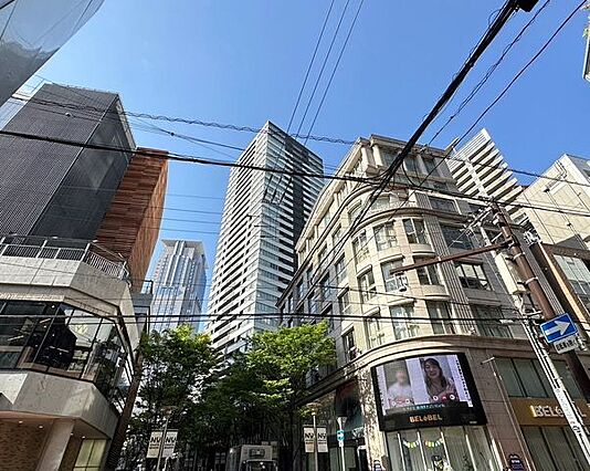 周辺には阪急う...
