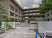 福山市立中央中学校 徒歩7分。 510m