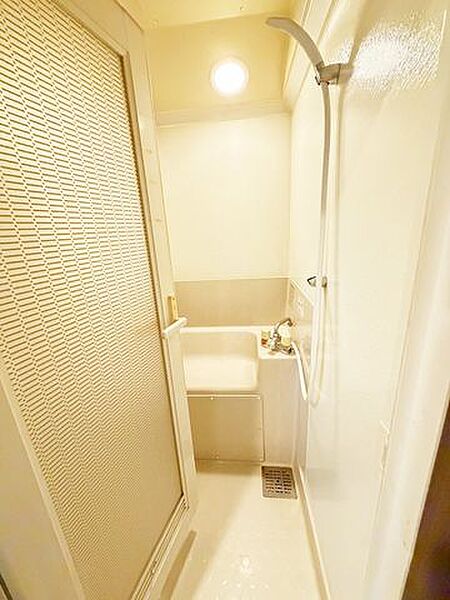 浴室を拡大表示