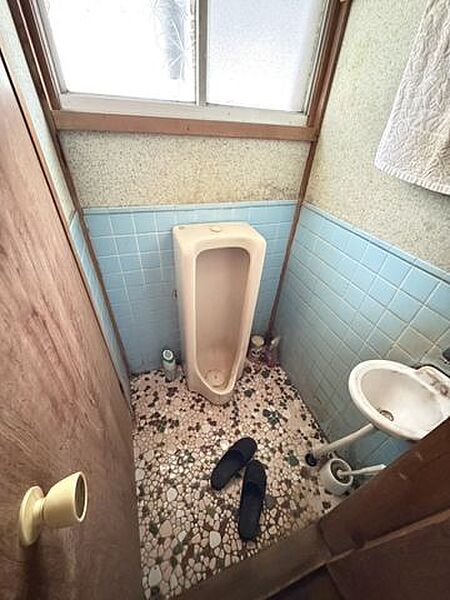 トイレを拡大表示