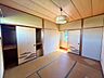子供部屋：2階6.0帖和室押入付きで収納たくさん♪