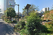 新宿区立富久さくら公園（658m）