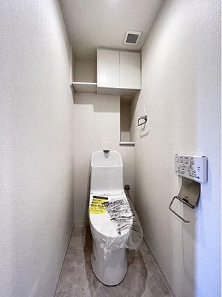 収納スペースあ...