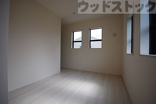 寝室を拡大表示