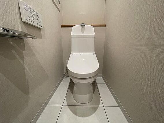 トイレも自分の...
