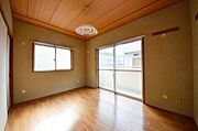室内、室内設備