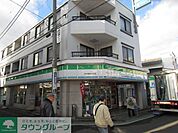 ファミリーマート府中清水ケ丘店 徒歩8分。コンビニ 600m